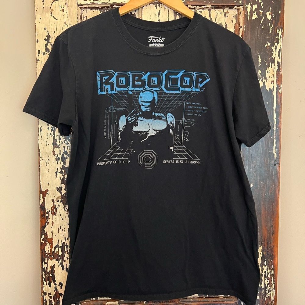 Funko RoboCop Retro Unisex size Large T-shirt.